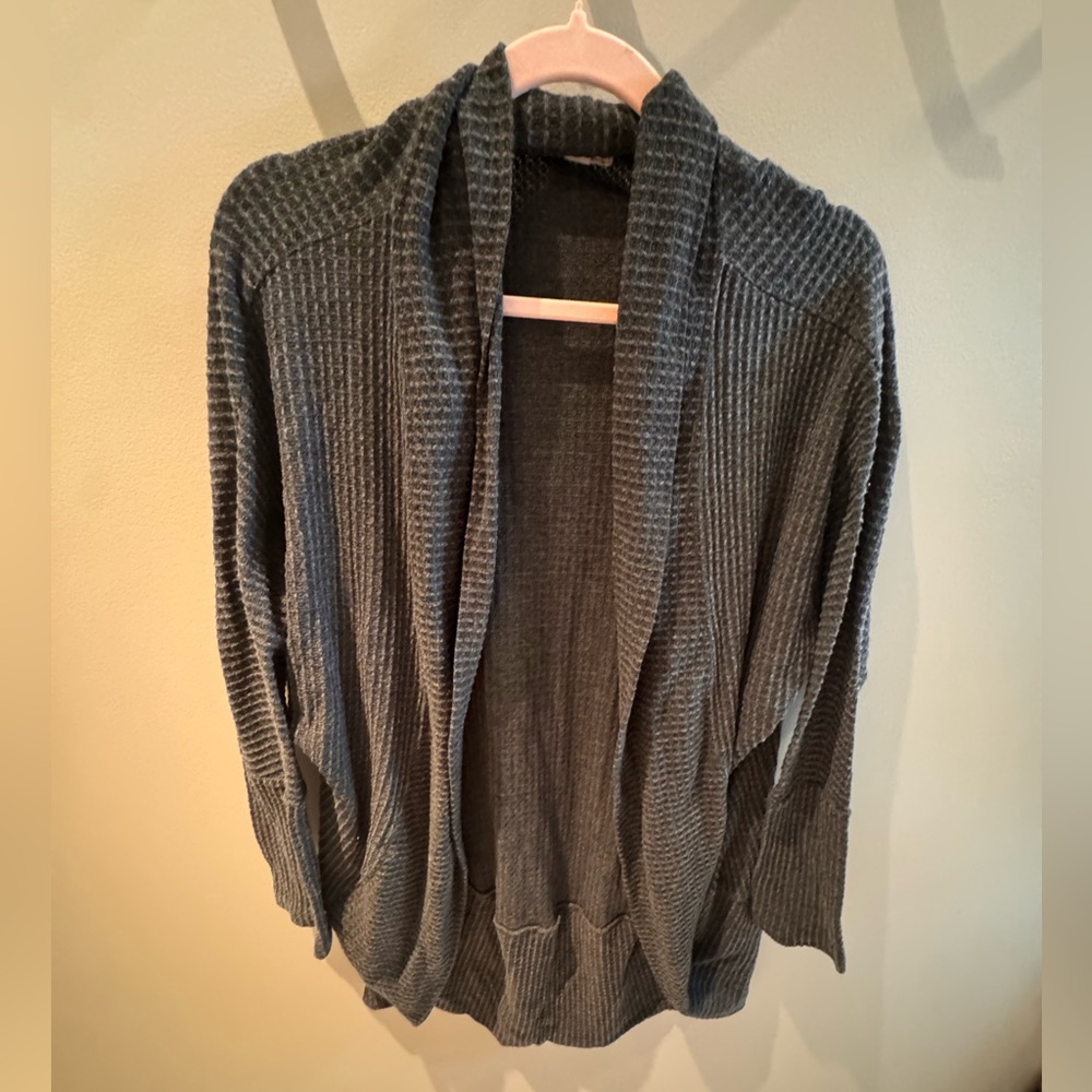 Melrose and Market Gray Waffle Knit Open-Front Cardigan